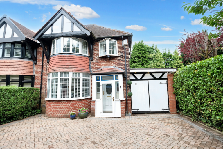 Hastings Road, Eccles, M30