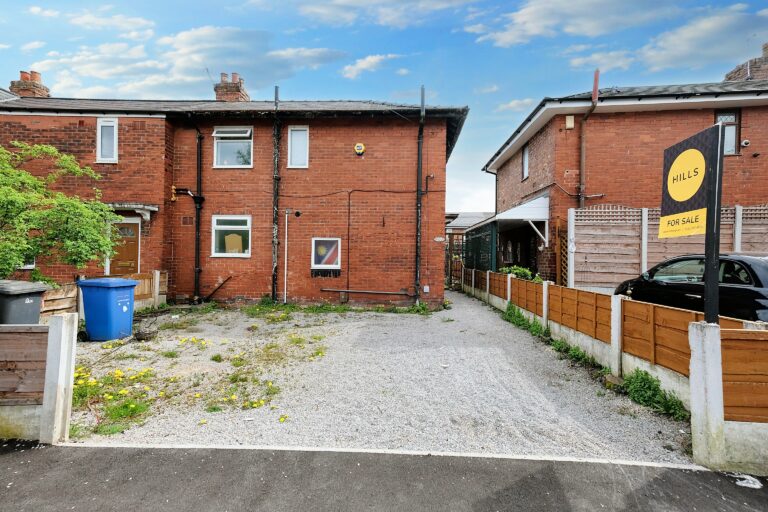 Ermen Road, Eccles, M30