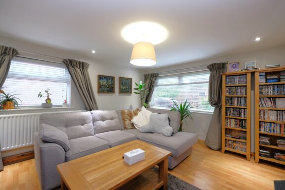 2b Vaughan Street Image