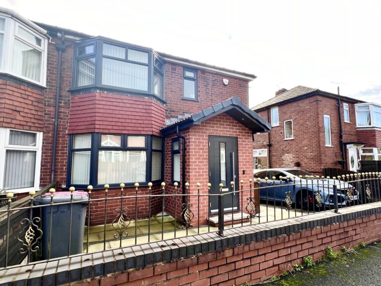Hawthorn Drive, Swinton, M27