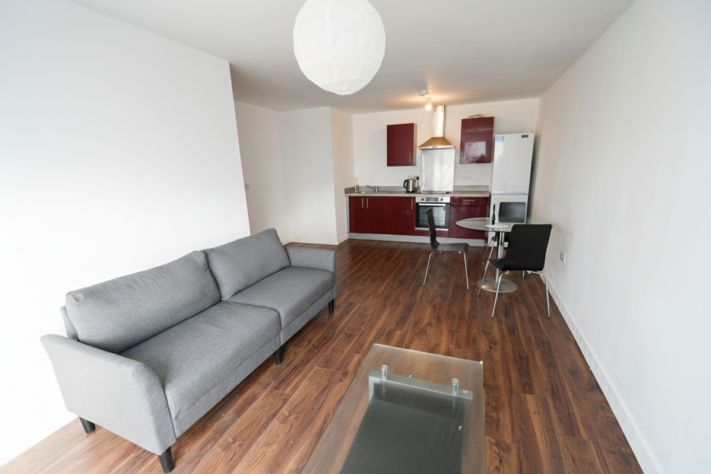 Pilgrims Way, Ladywell Point, M50