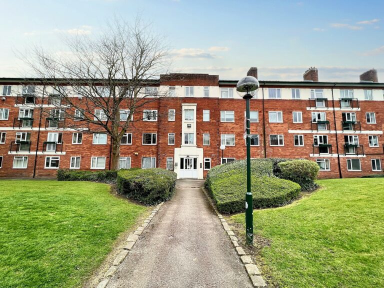 Eccles New Road, Redmires Court Eccles New Road, M5