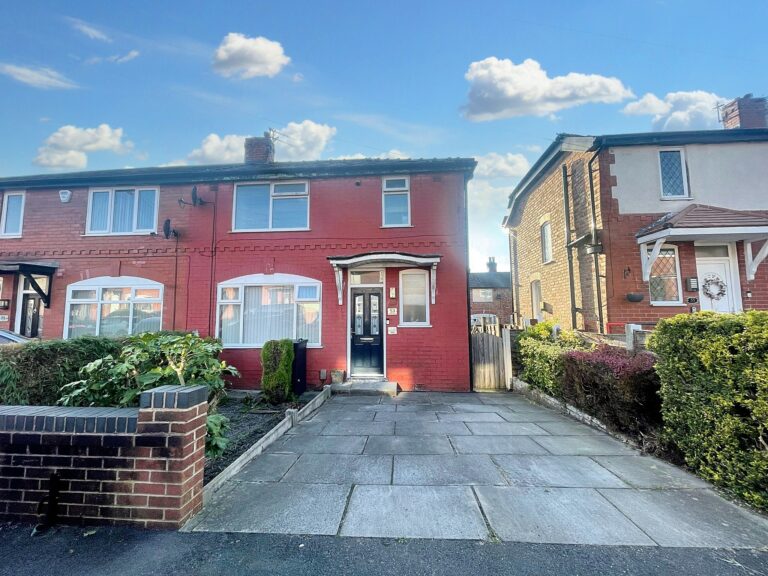 Overlinks Drive, Salford, M6
