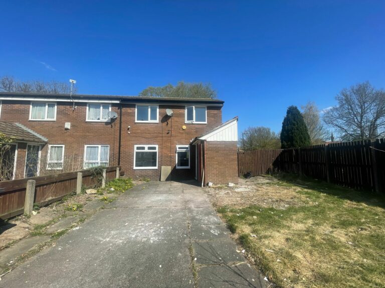 Clarke Avenue, Salford, M5