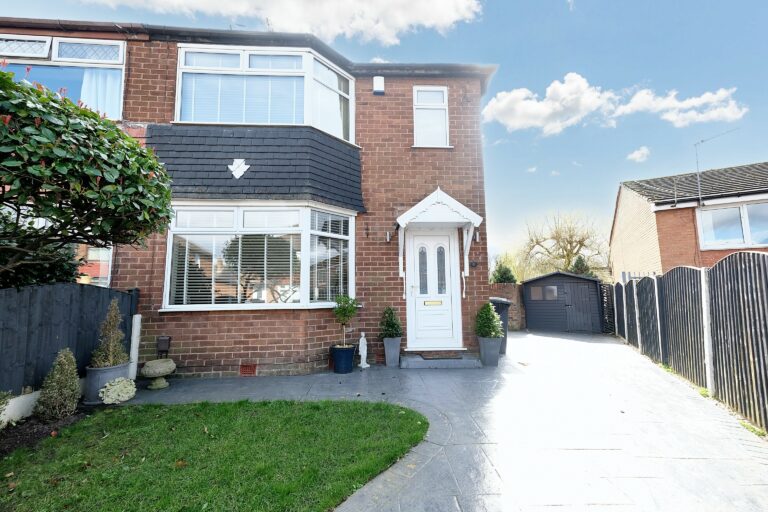 Breck Road, Eccles, M30
