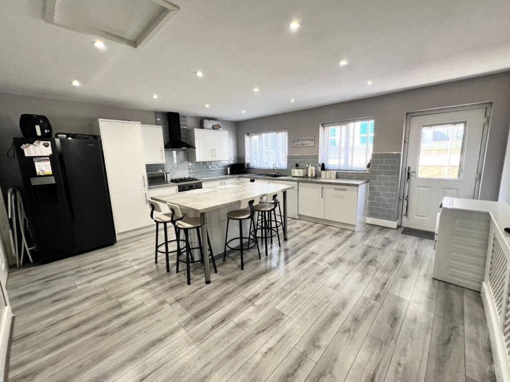 Broomhall Road, Swinton, M27