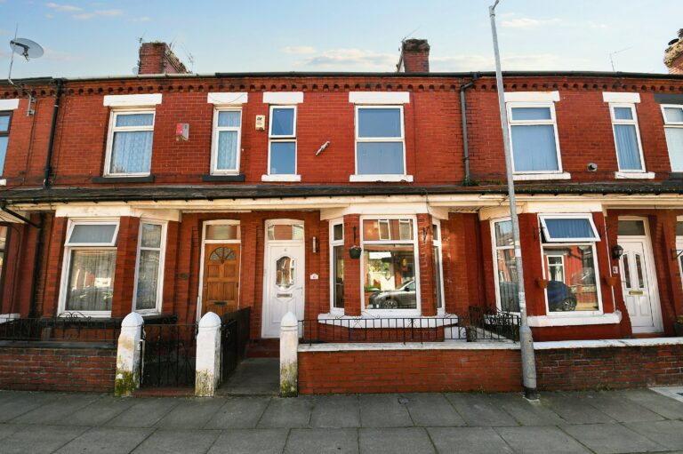 Milton Avenue, Salford, M5