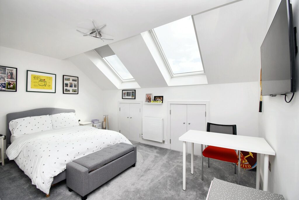 Crimson Gardens, Eccles, M30