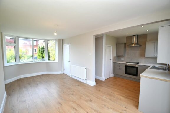 Sunningdale Drive Image