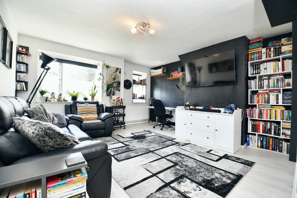 Eccles New Road, Kielder Square, M5