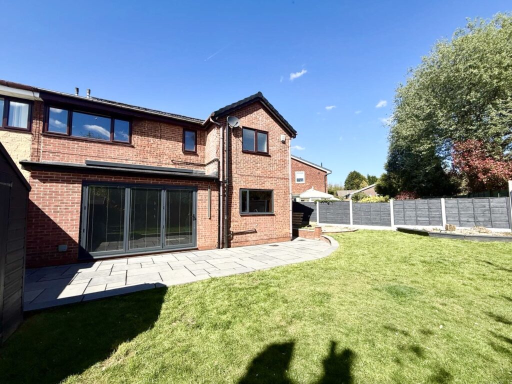 Kent Close, Worsley, M28