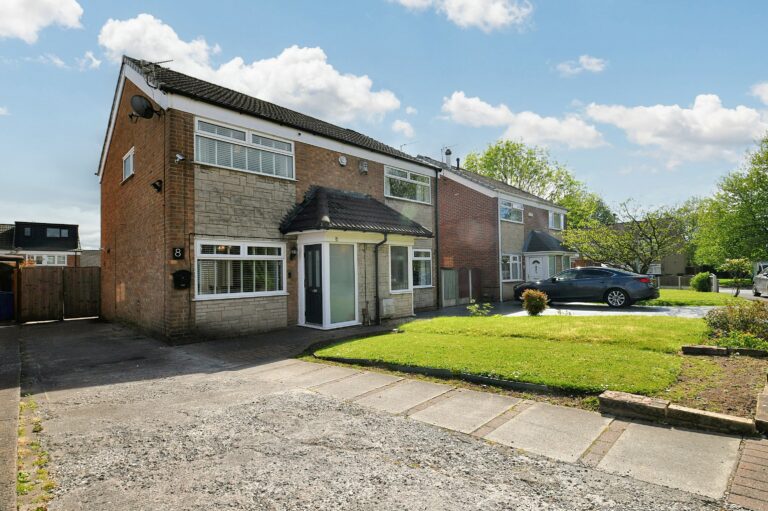 Ely Drive, Tyldesley, M29