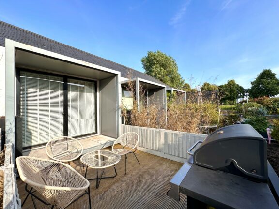 Laburnum Street Image