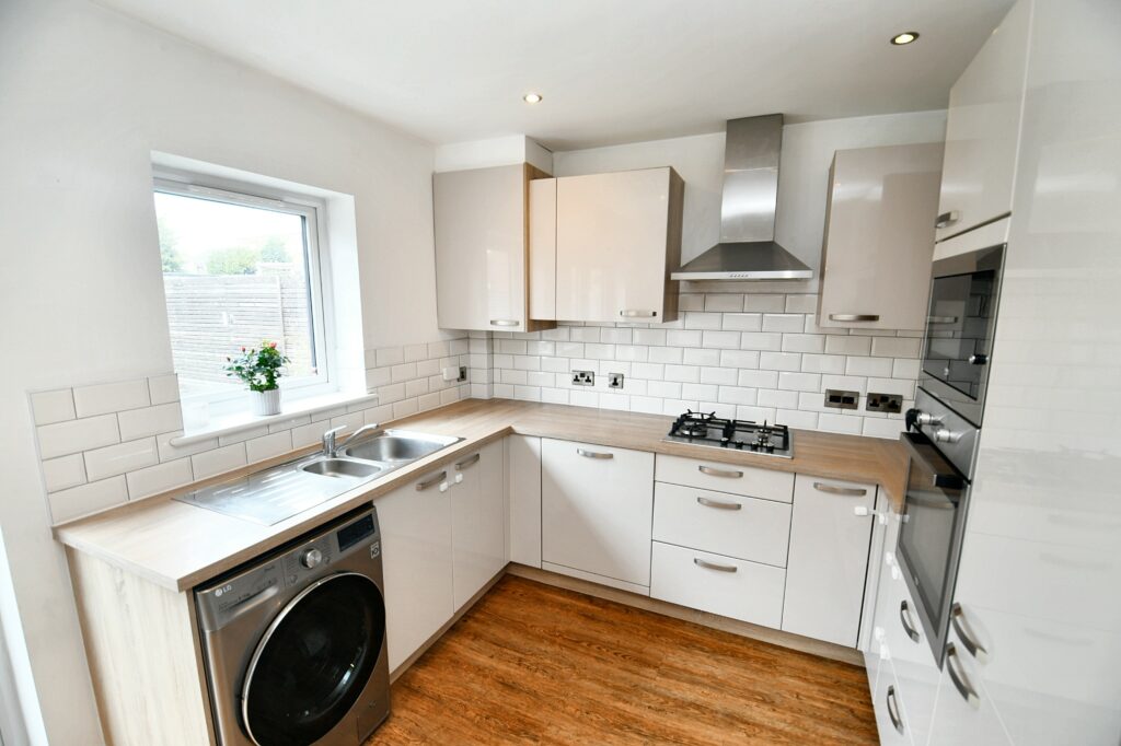 Clifton Road, Eccles, M30
