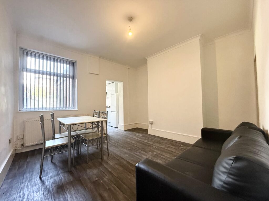 Pendlebury Road, Swinton, M27