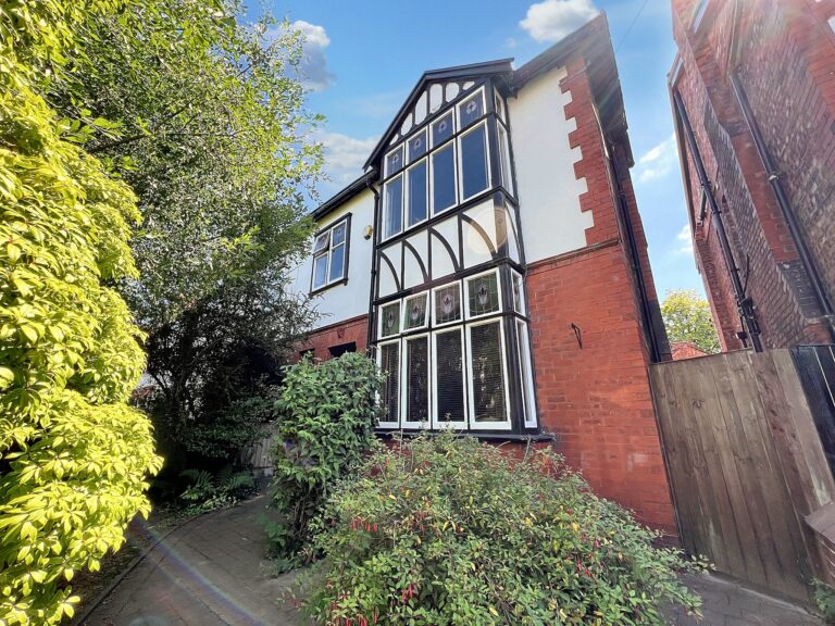 Victoria Crescent, Eccles, M30