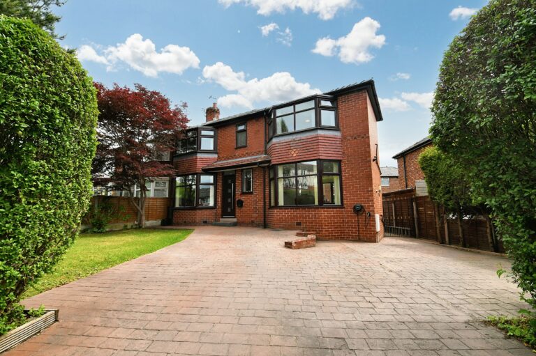 Lancaster Road, Salford, M6