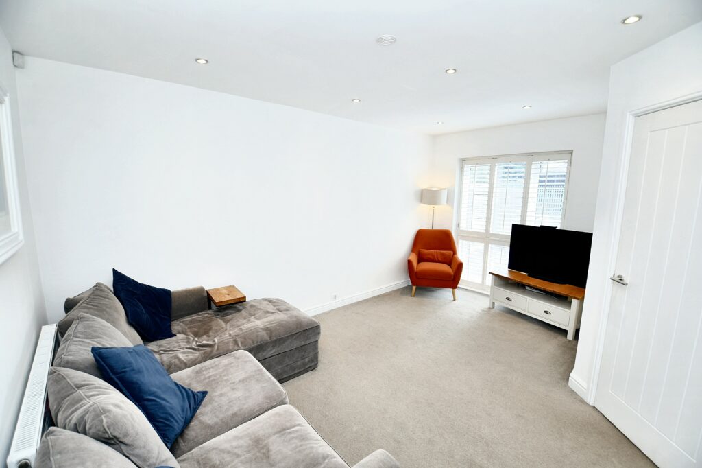 Clifton Road, Eccles, M30