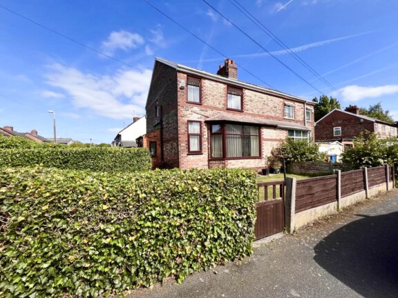 Corrie Road Image