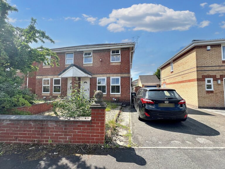 Montonmill Gardens, Eccles, M30