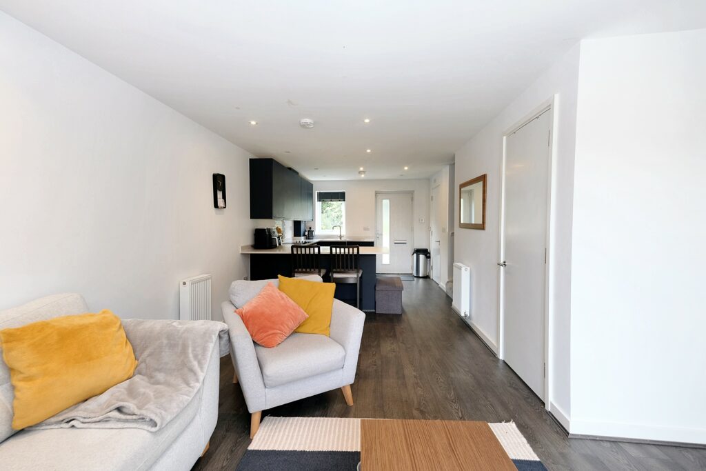 Grandstand Avenue, Salford, M6