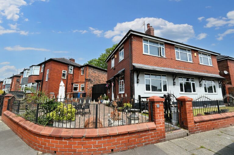 Ranelagh Road, Swinton, M27