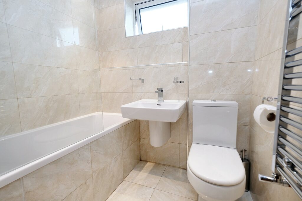 Basset Avenue, Salford, M6