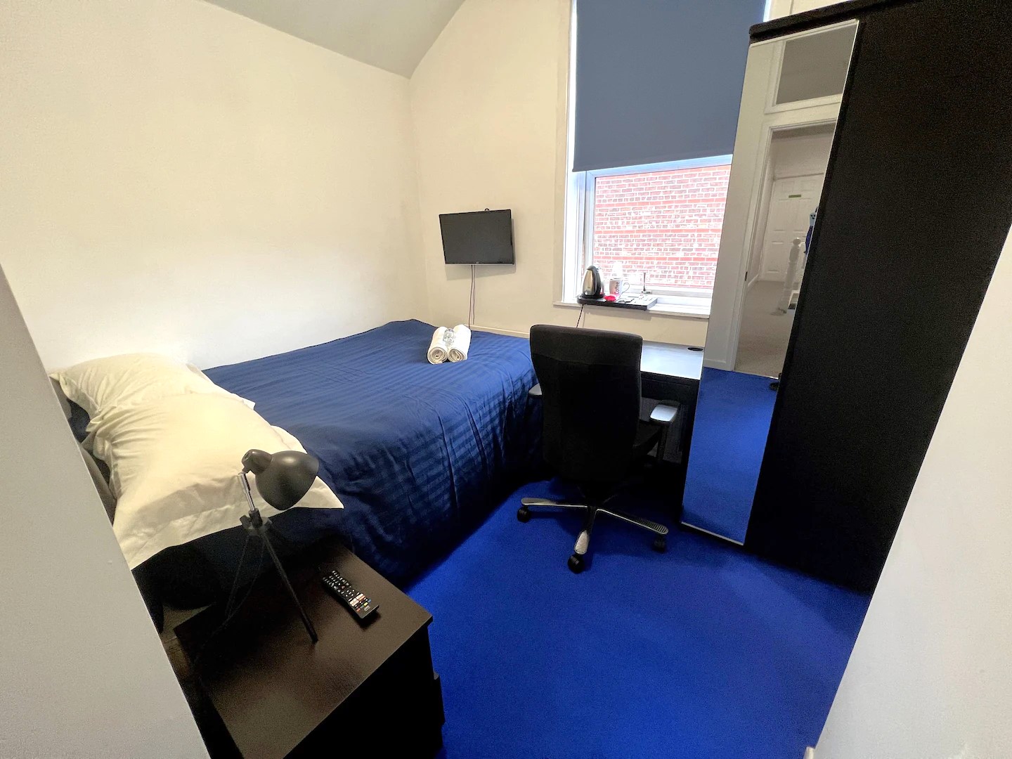 Bedroom4.jpg