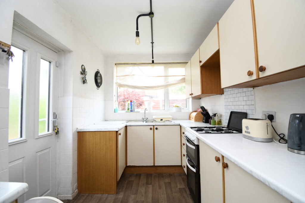 Pollitts Close, Eccles, M30