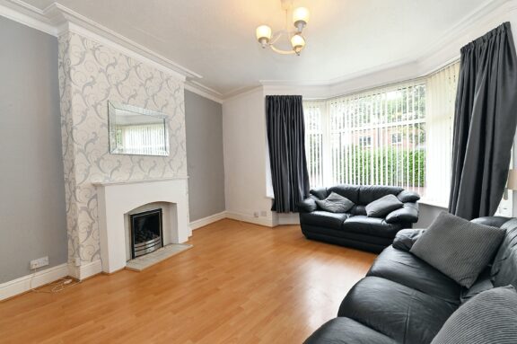Oaklands Road Image