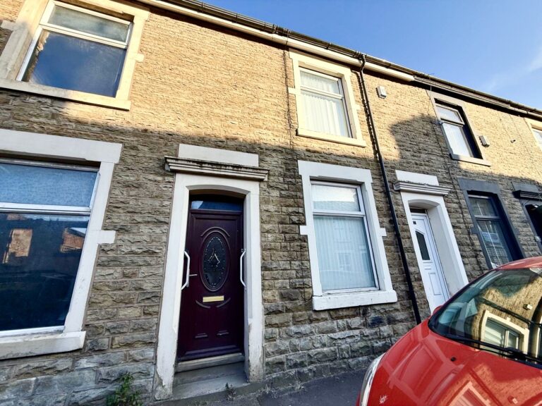 Heys Lane, Darwen, BB3