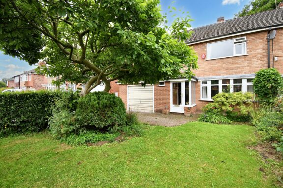 Lenham Avenue Image