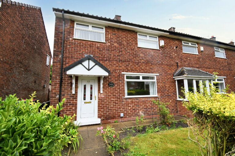 Senior Road, Eccles, M30