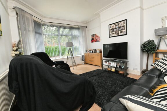 Oaklands Road Image