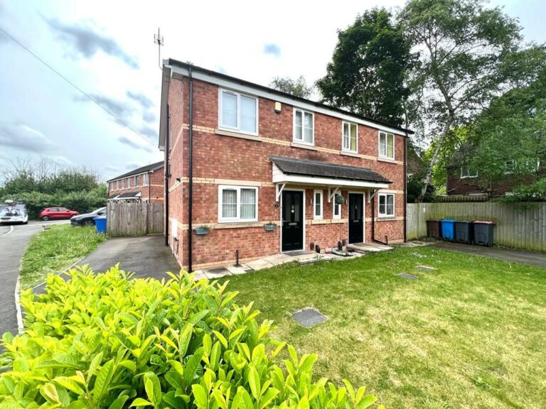 Ivory Close, Eccles, M30
