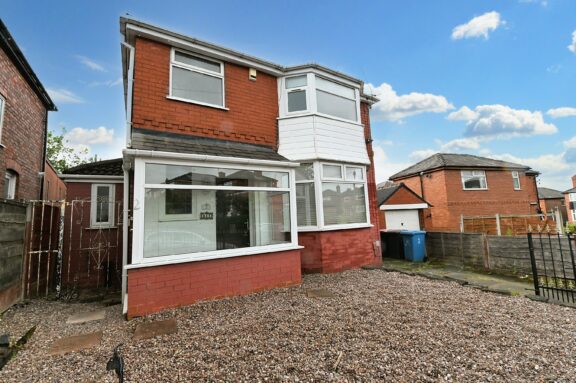 Lawnswood Drive Image