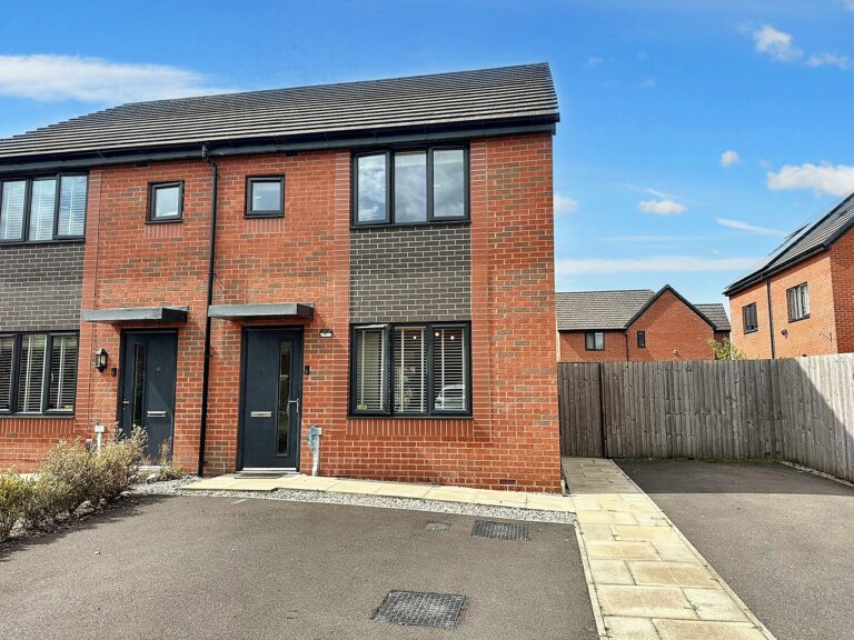 Hope Road, Salford, M6