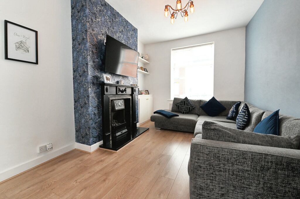 Clarendon Road, Swinton, M27