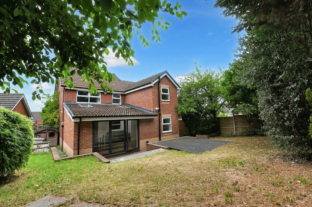 Redwater Close, Worsley, M28