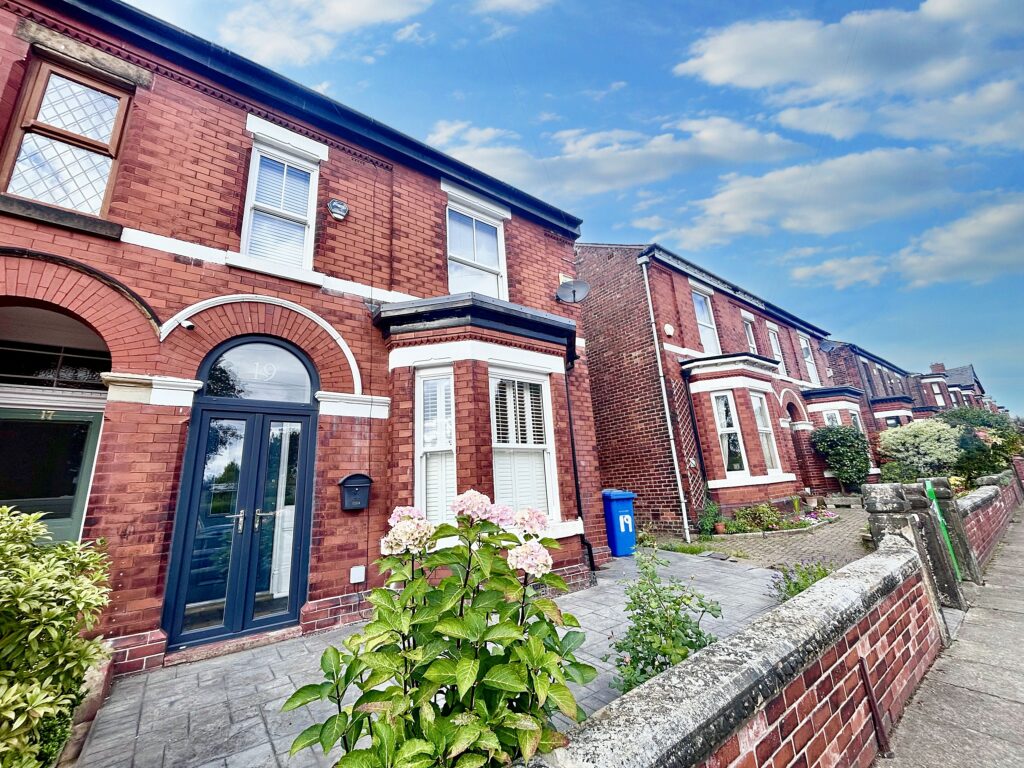 Temple Drive, Swinton, M27