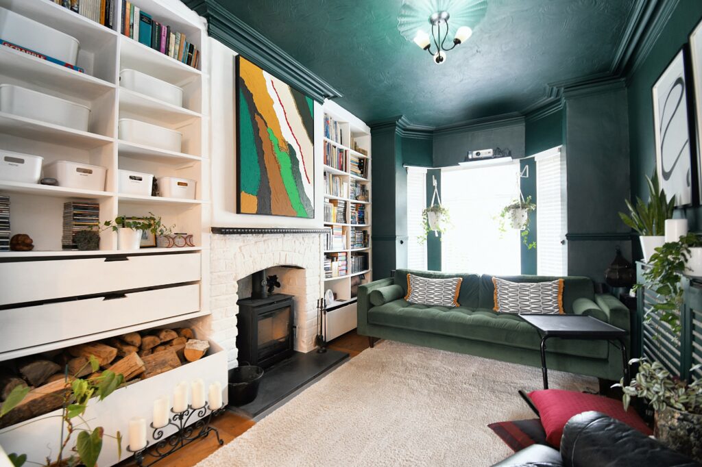 Hampden Grove, Eccles, M30