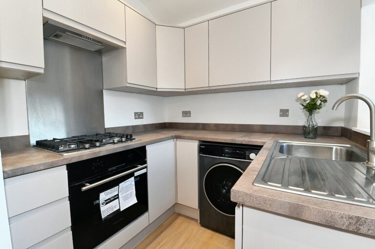 Moorside Road, Swinton, M27