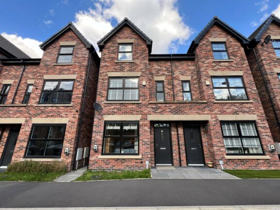 Foundry Close Image
