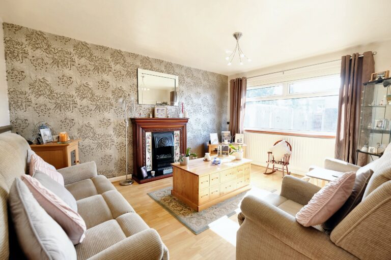 Kerrier Close, Eccles, M30