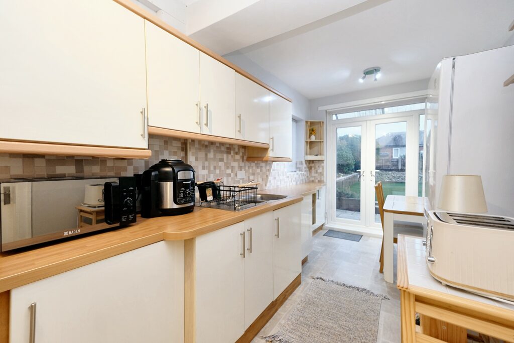 Burnside Avenue, Salford, M6