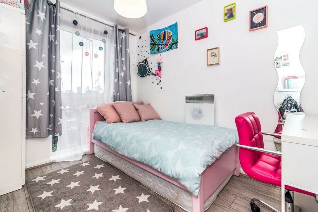 Broughton Lane, The Vibe, M7