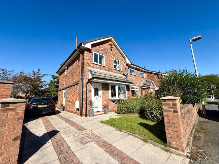 Peaknaze Close, Swinton, M27