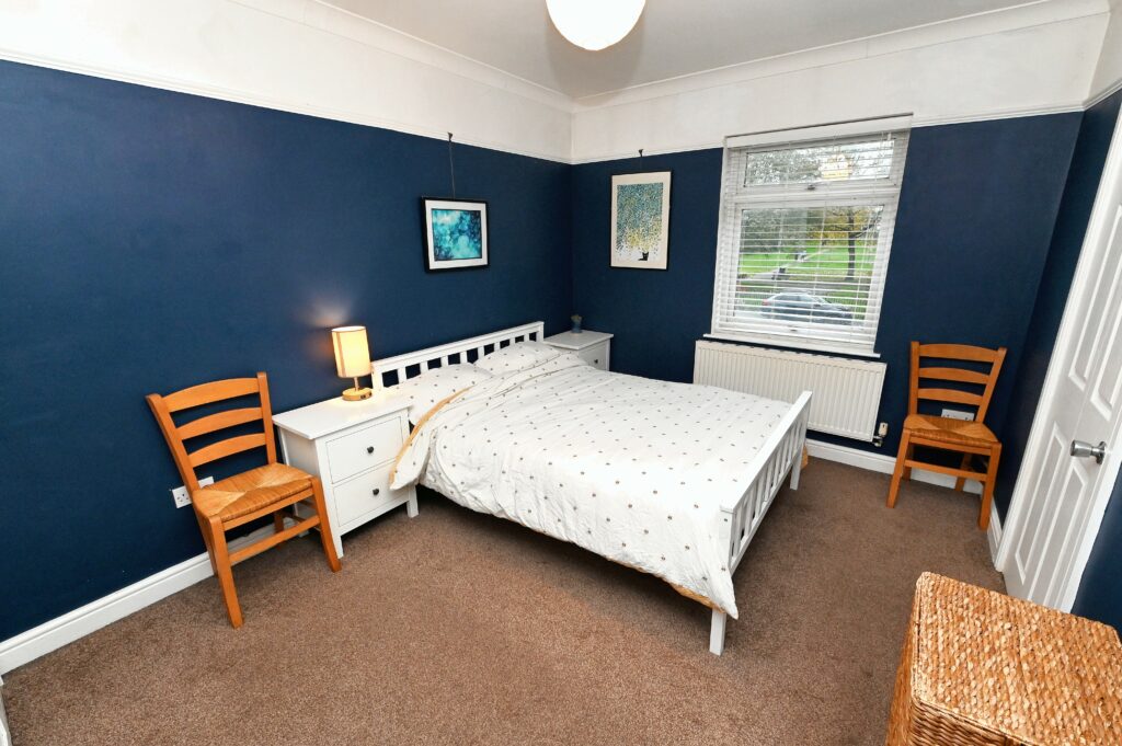 Manchester Road, Swinton, M27