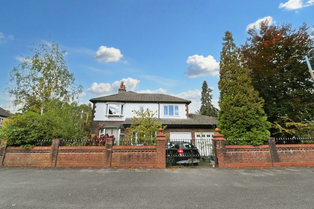 Greenbank Avenue, Swinton, M27