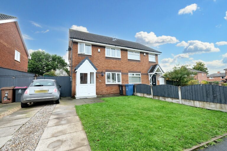 Ampney Close, Eccles, M30